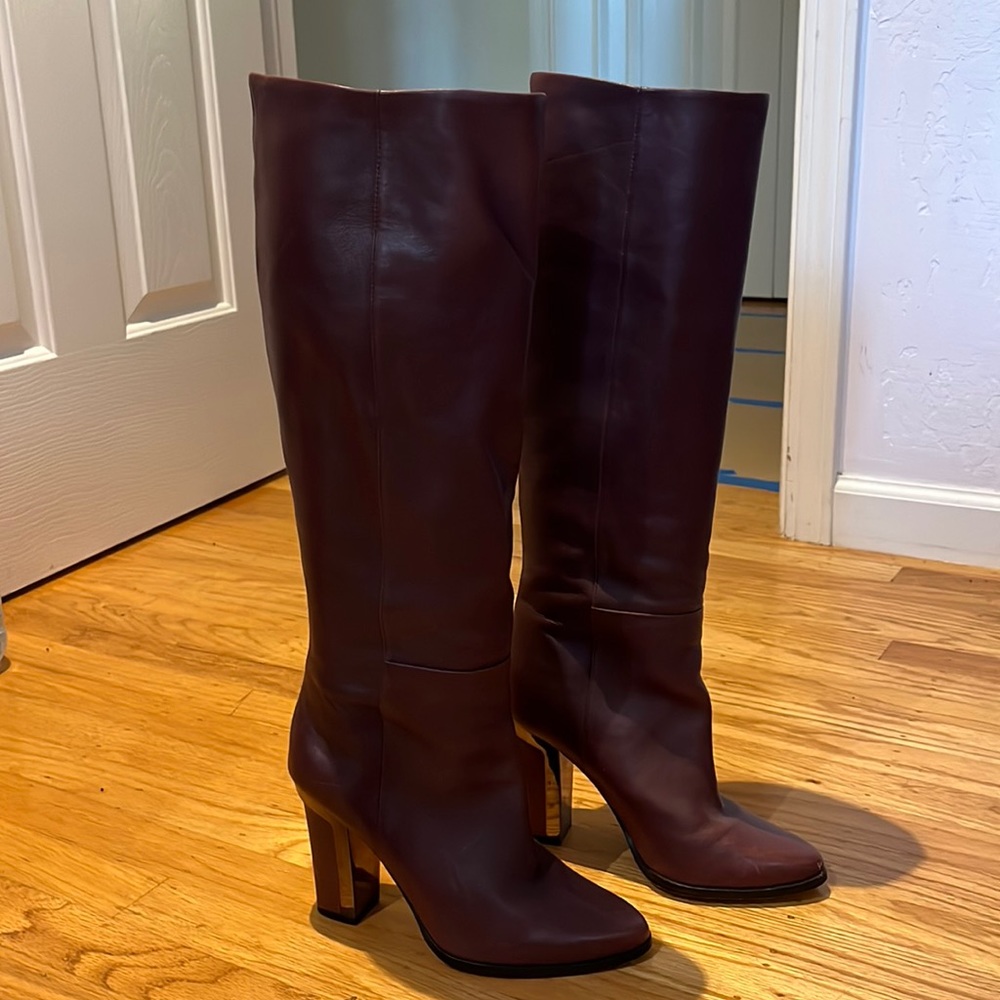 BCBGMaxazria leather burgundy boots 7.5